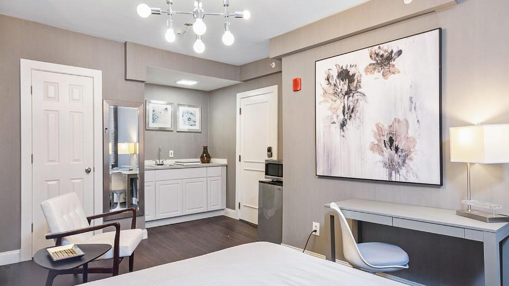 Premier Suites Bay Village ボストン エクステリア 写真